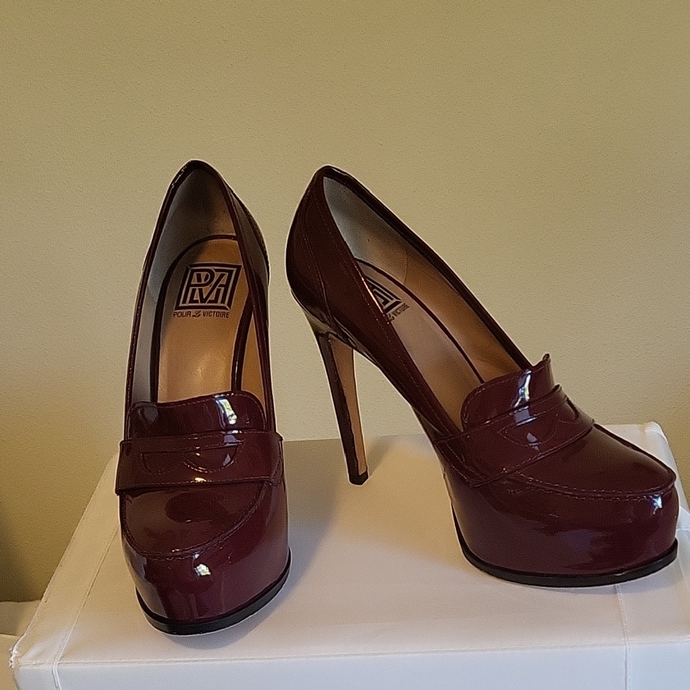 Pour La Victoire Deep Red Patent Heels